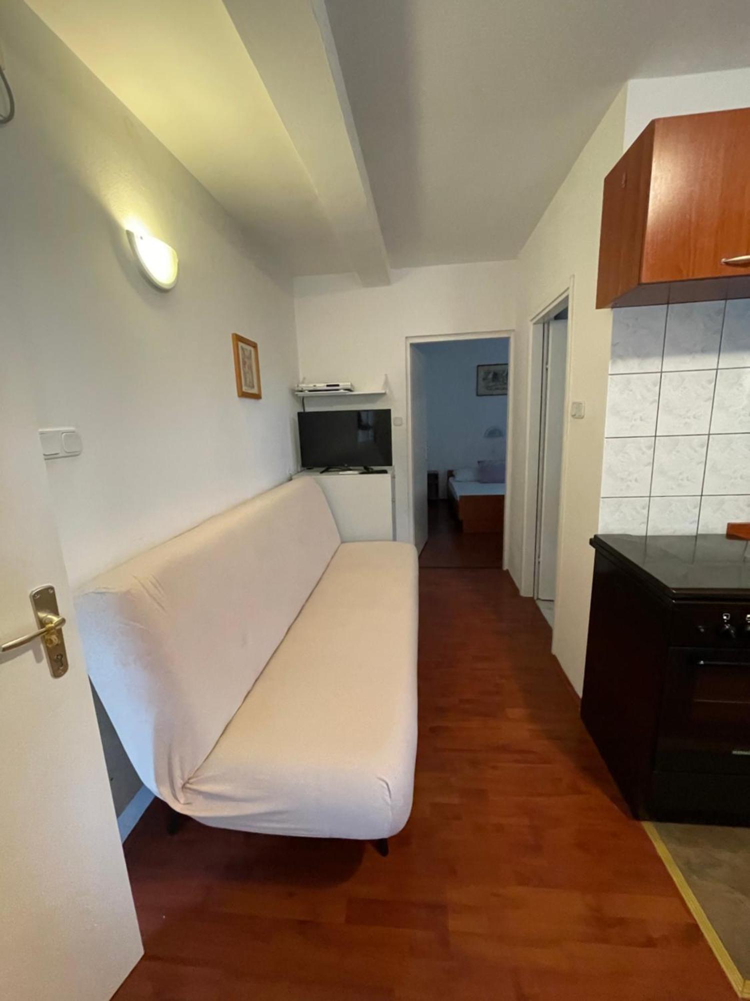 Apartmani Stambuk マンドレ エクステリア 写真