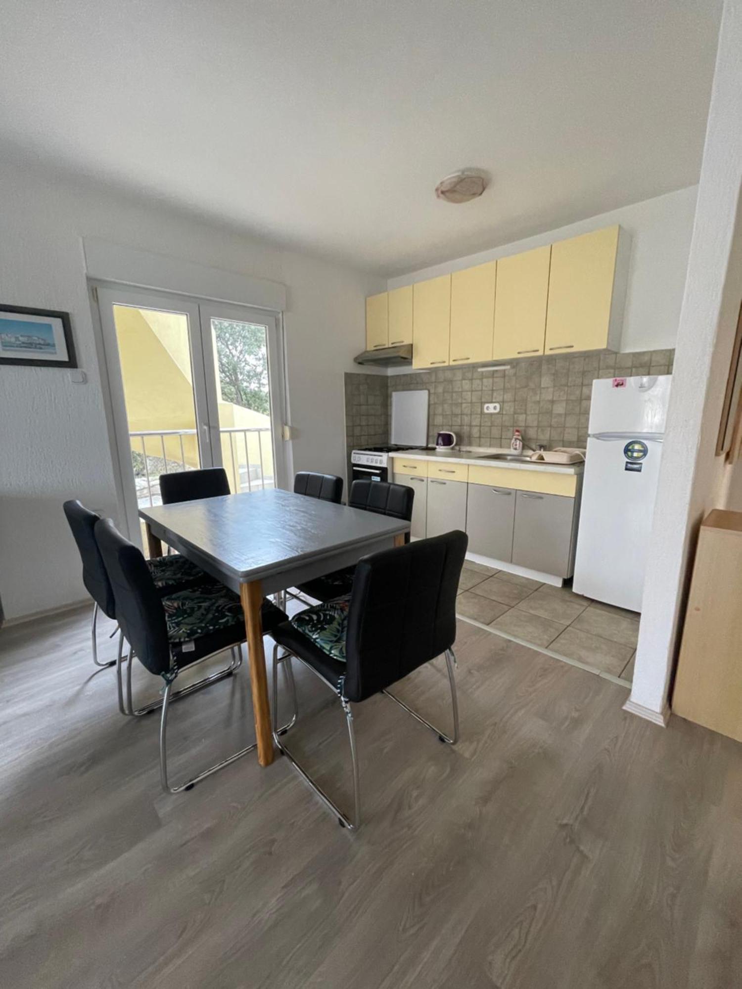 Apartmani Stambuk マンドレ エクステリア 写真