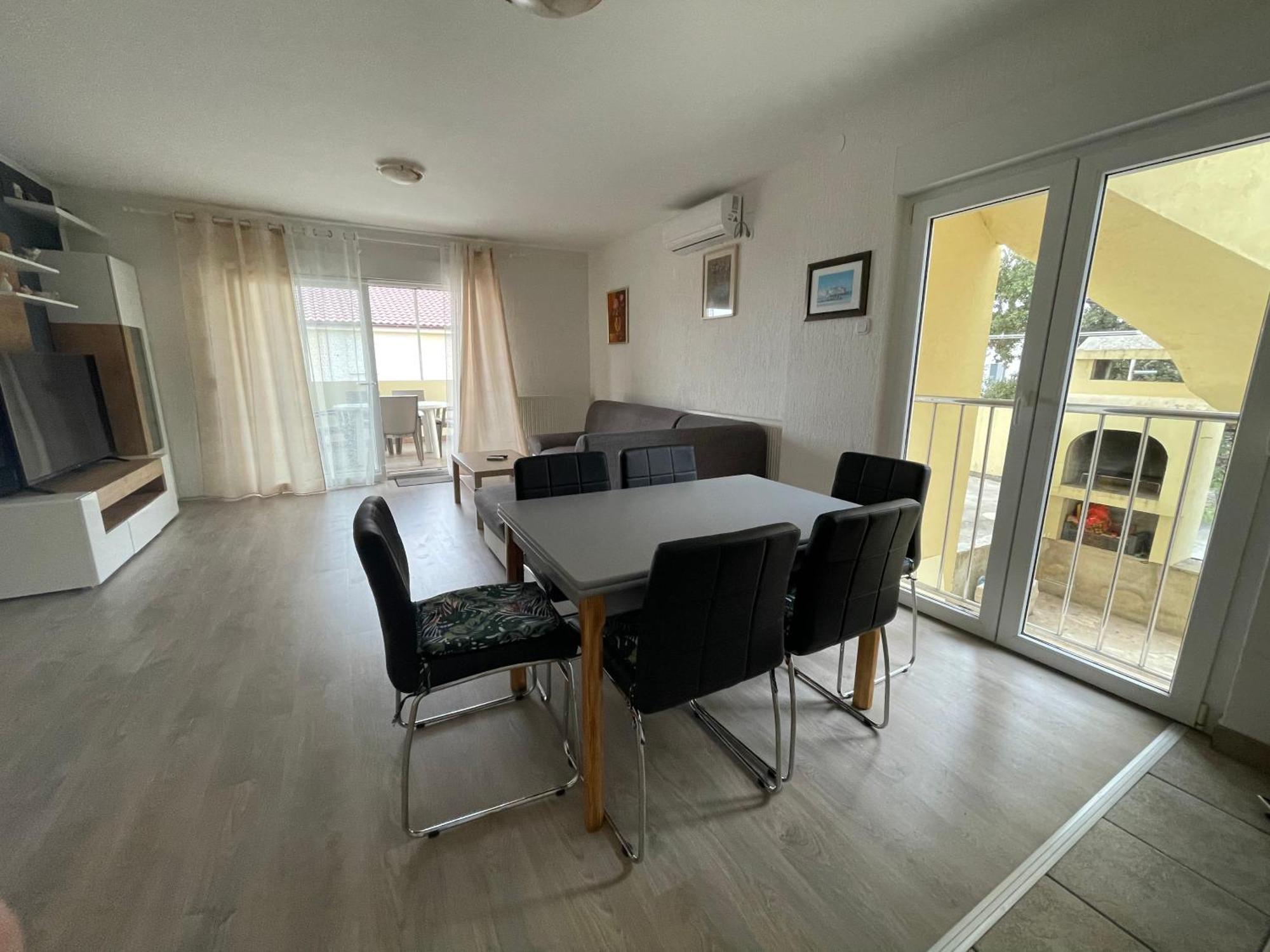 Apartmani Stambuk マンドレ エクステリア 写真
