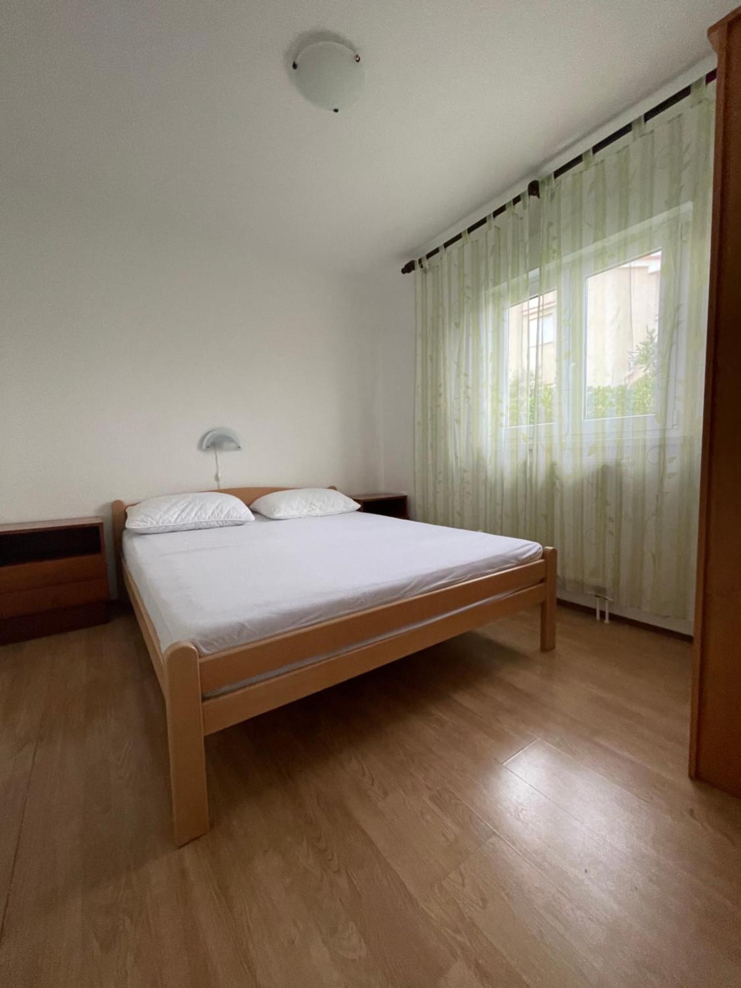 Apartmani Stambuk マンドレ エクステリア 写真