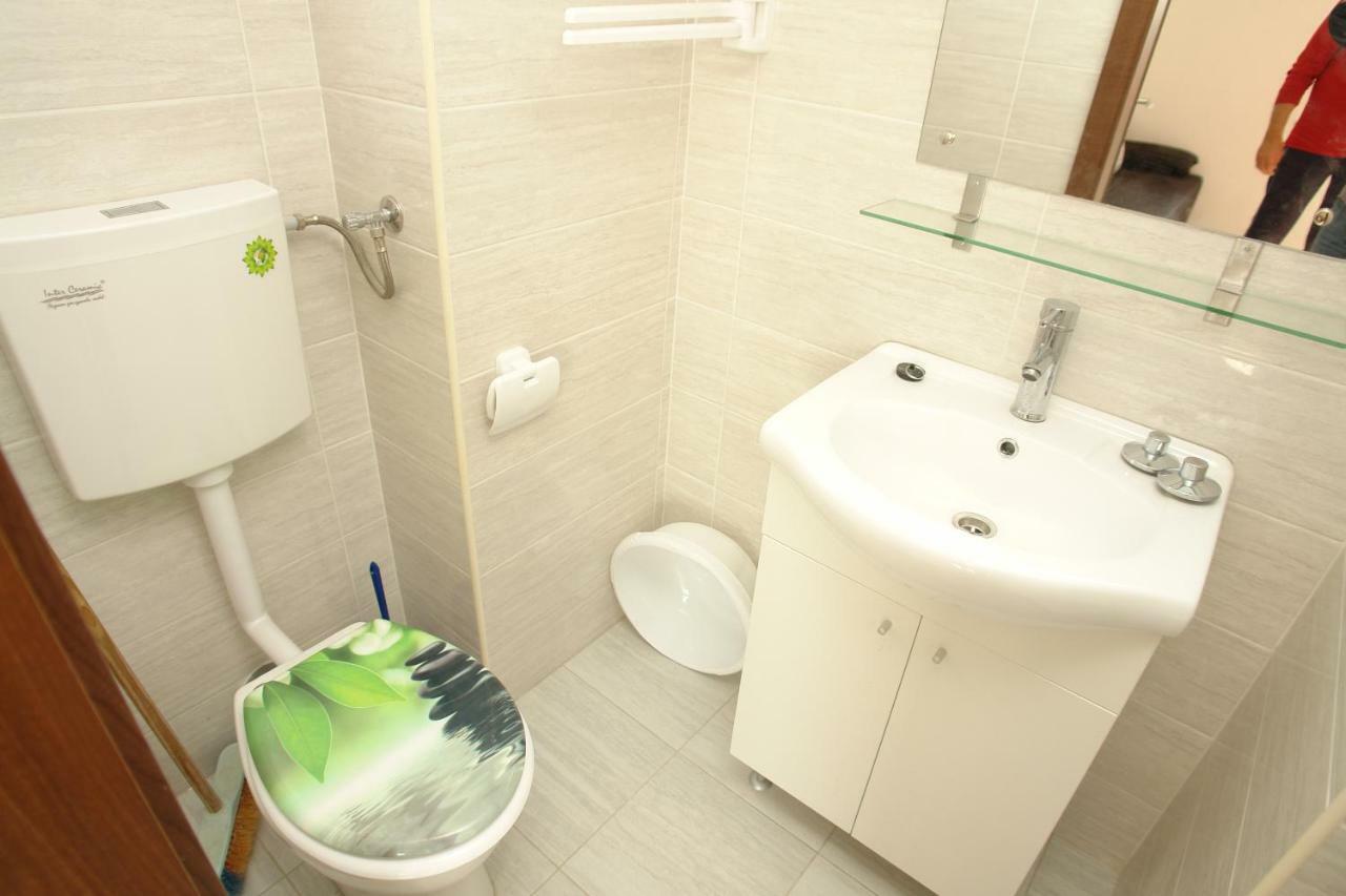 Apartmani Stambuk マンドレ エクステリア 写真