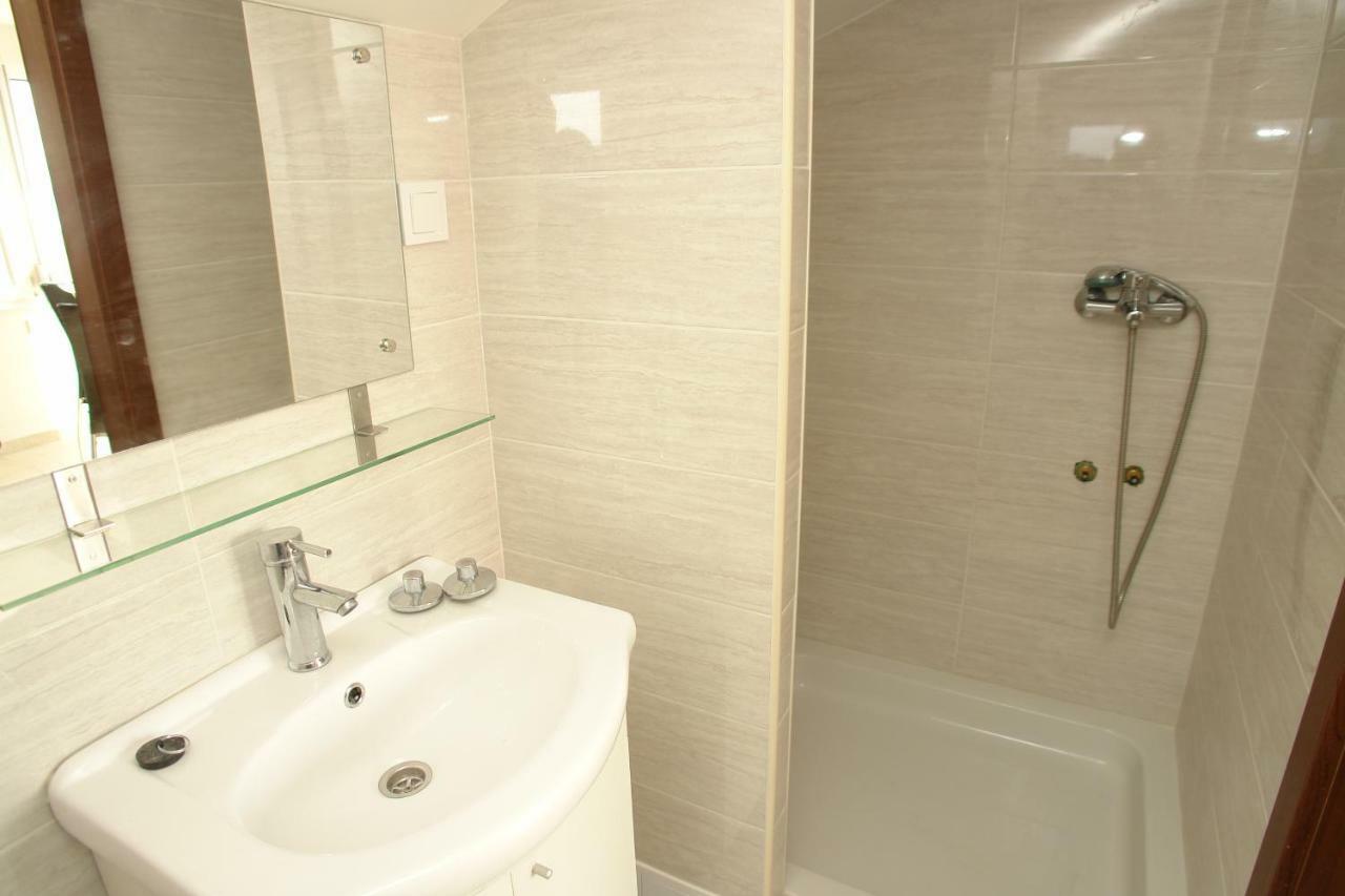 Apartmani Stambuk マンドレ エクステリア 写真
